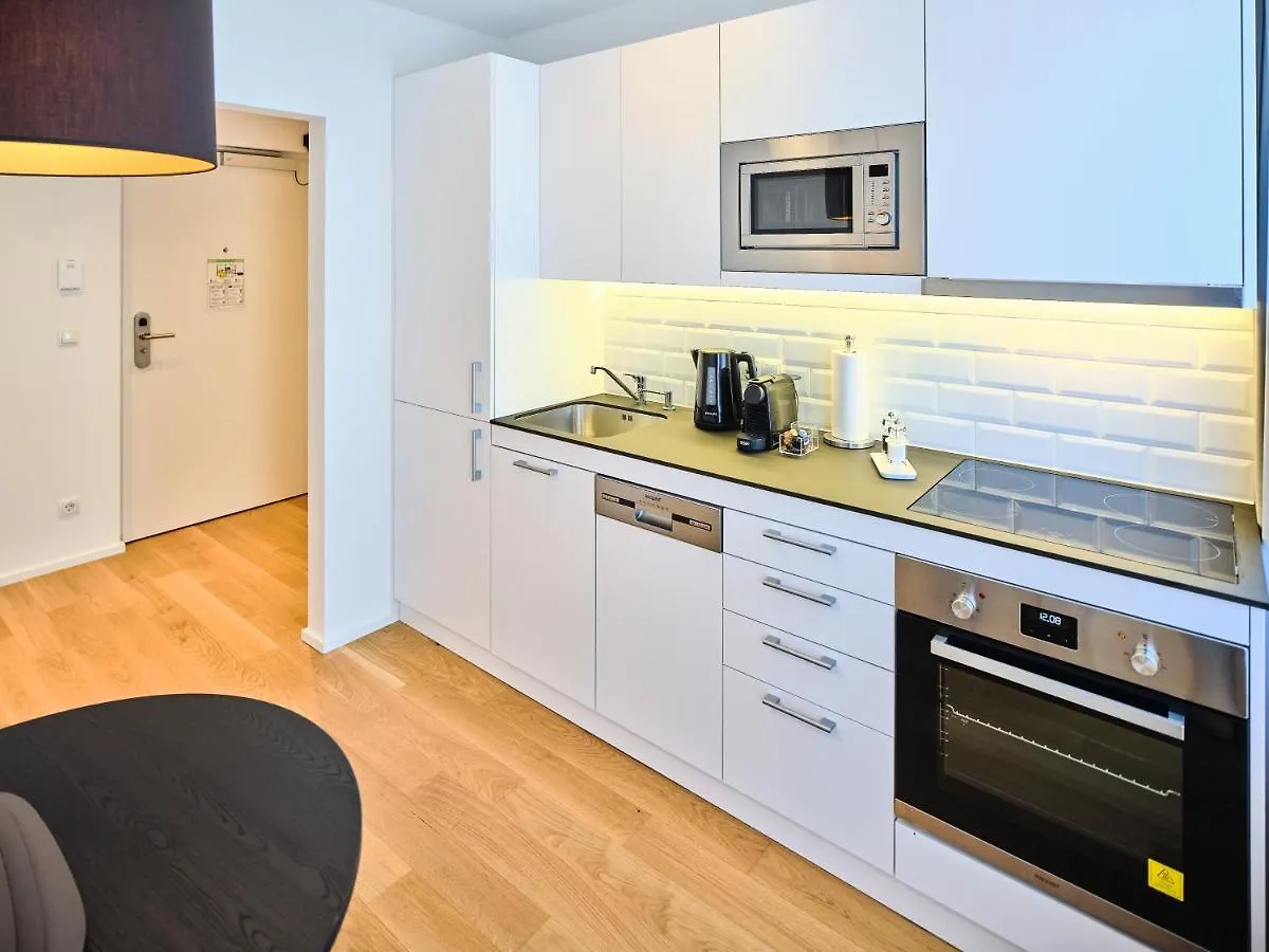Myfavorit Apartments - Spacious Apartments Next To Puplic Transport U1 Direct Connection To Citycenter Viena