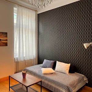 Appartement & Near Reumannplatz, Vienne