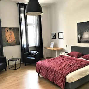 Appartement & Near Reumannplatz, Vienne