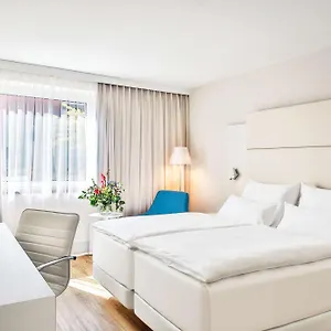 4* מלון Nh Vienna Airport Conference Center