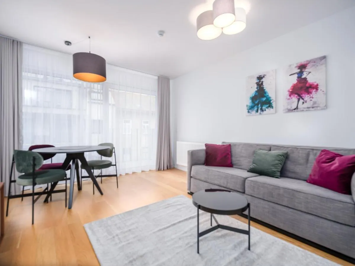 Myfavorit Apartments - Spacious Apartments Next To Puplic Transport U1 Direct Connection To Citycenter Vienne