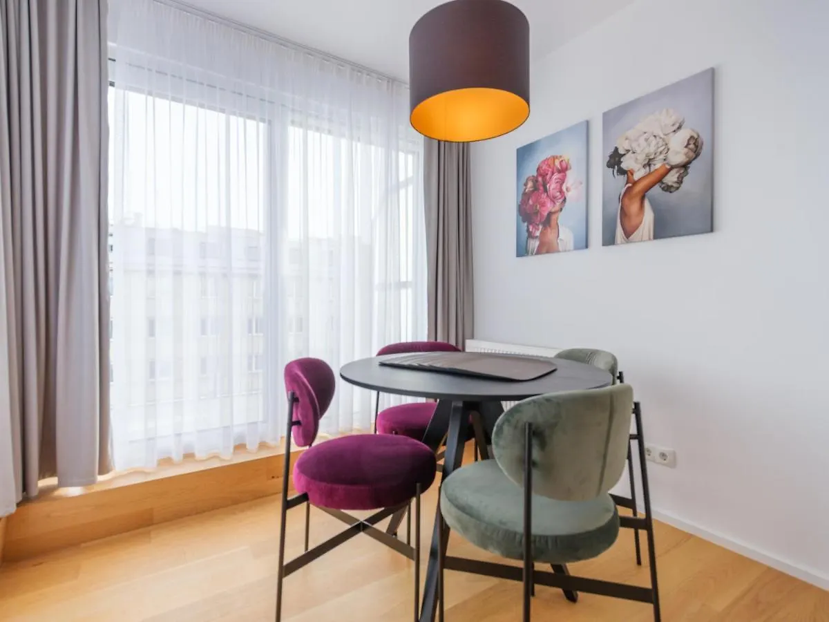 Myfavorit Apartments - Spacious Apartments Next To Puplic Transport U1 Direct Connection To Citycenter Vienne