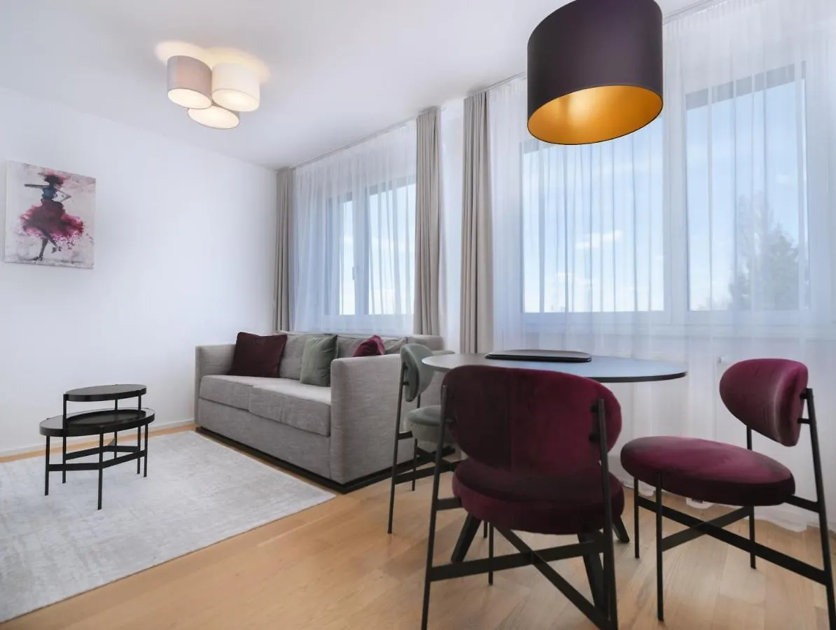 Myfavorit Apartments - Spacious Apartments Next To Puplic Transport U1 Direct Connection To Citycenter Vienne