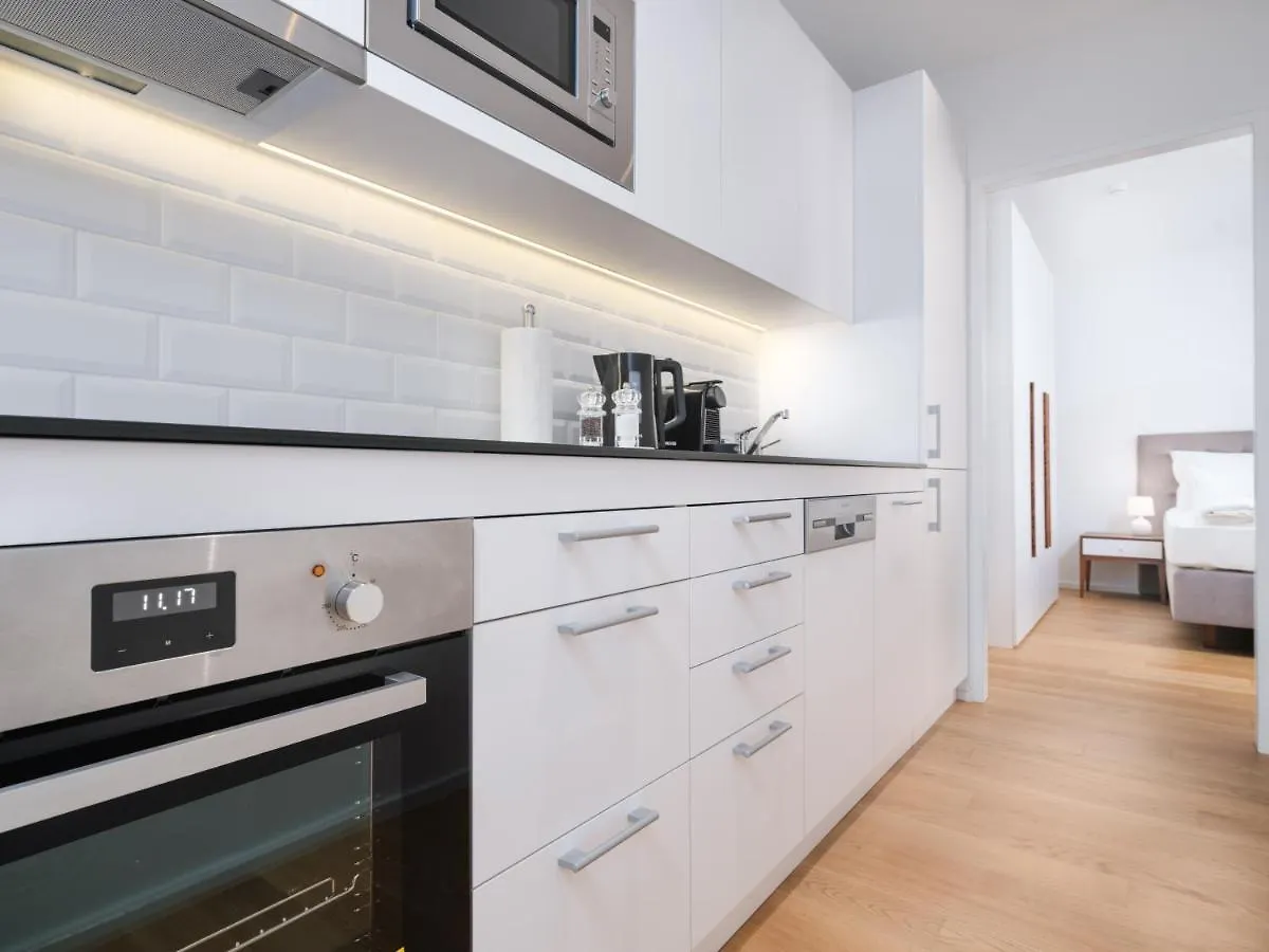 Myfavorit Apartments - Spacious Apartments Next To Puplic Transport U1 Direct Connection To Citycenter Vienne