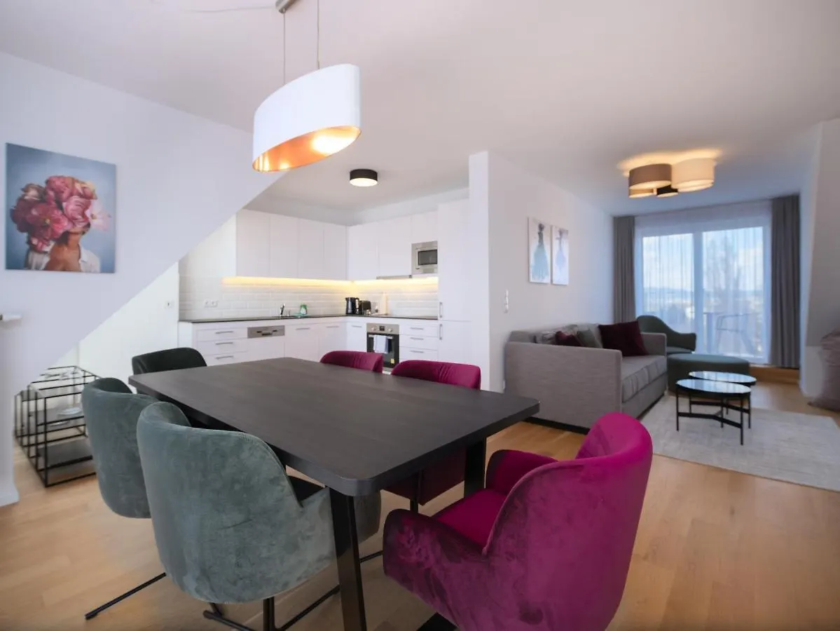 Myfavorit Apartments - Spacious Apartments Next To Puplic Transport U1 Direct Connection To Citycenter Vienne 0*,  Autriche