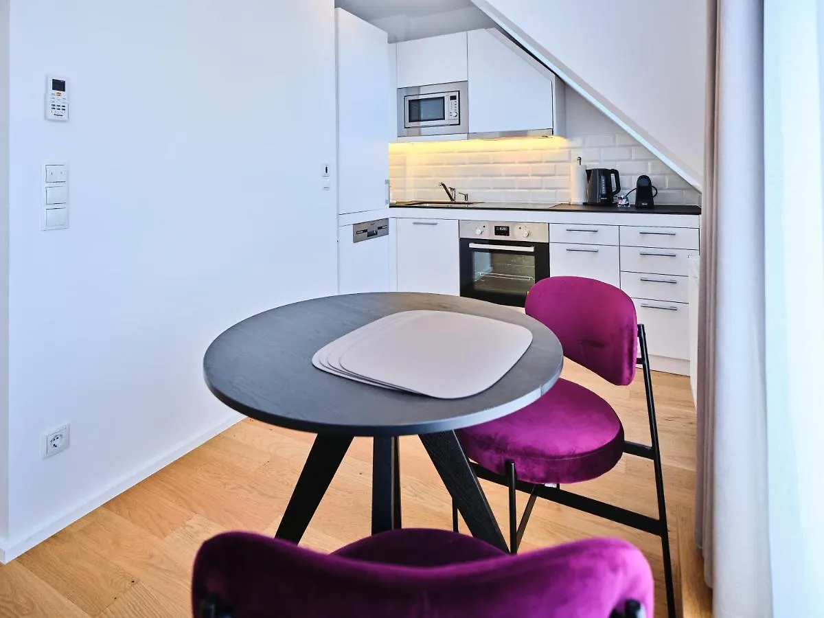 Myfavorit Apartments - Spacious Apartments Next To Puplic Transport U1 Direct Connection To Citycenter Vienne
