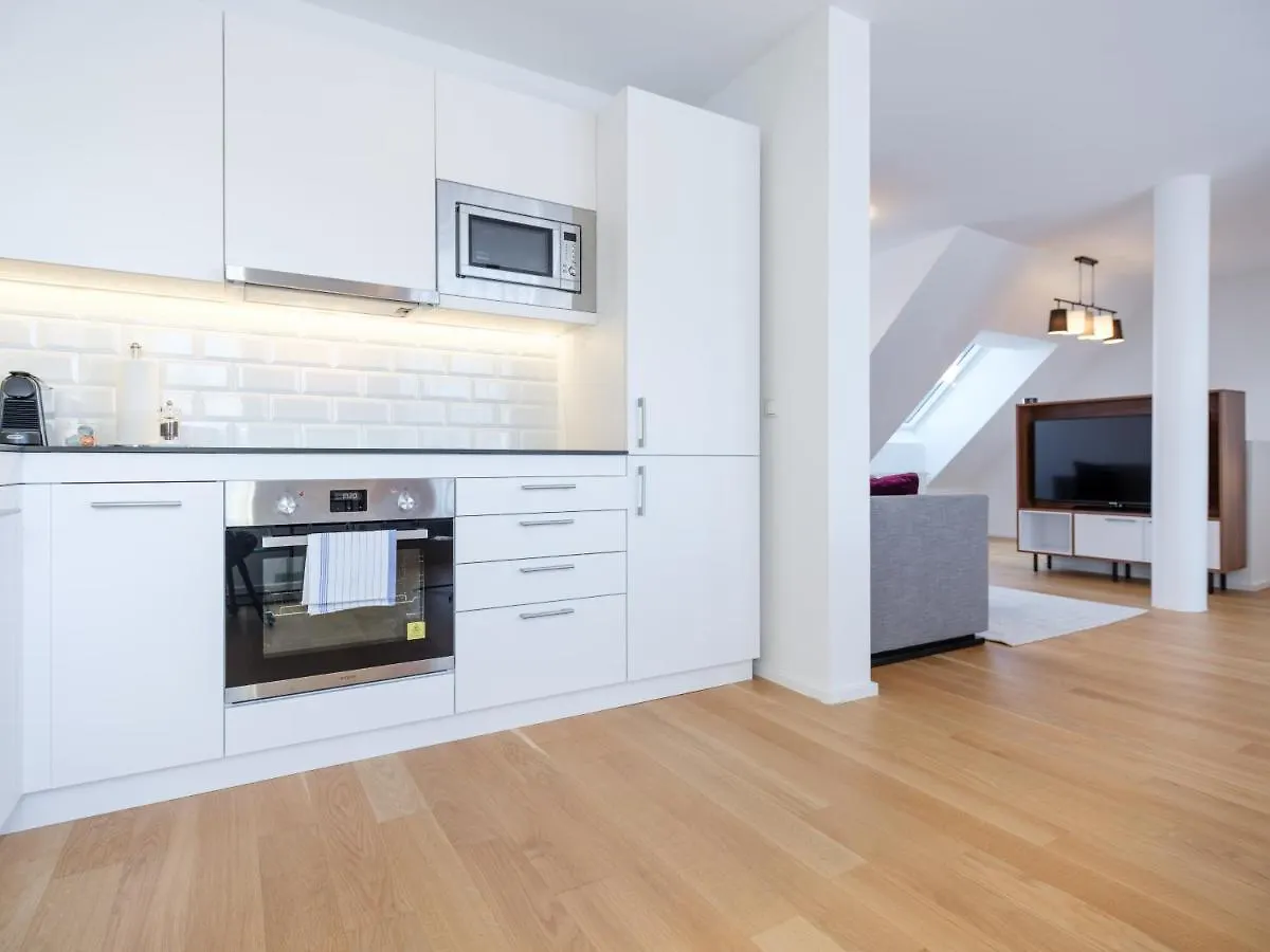 Myfavorit Apartments - Spacious Apartments Next To Puplic Transport U1 Direct Connection To Citycenter Vienne 0*,  Autriche