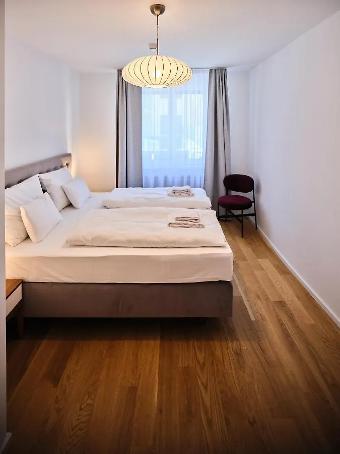 Myfavorit Apartments - Spacious Apartments Next To Puplic Transport U1 Direct Connection To Citycenter Vienne
