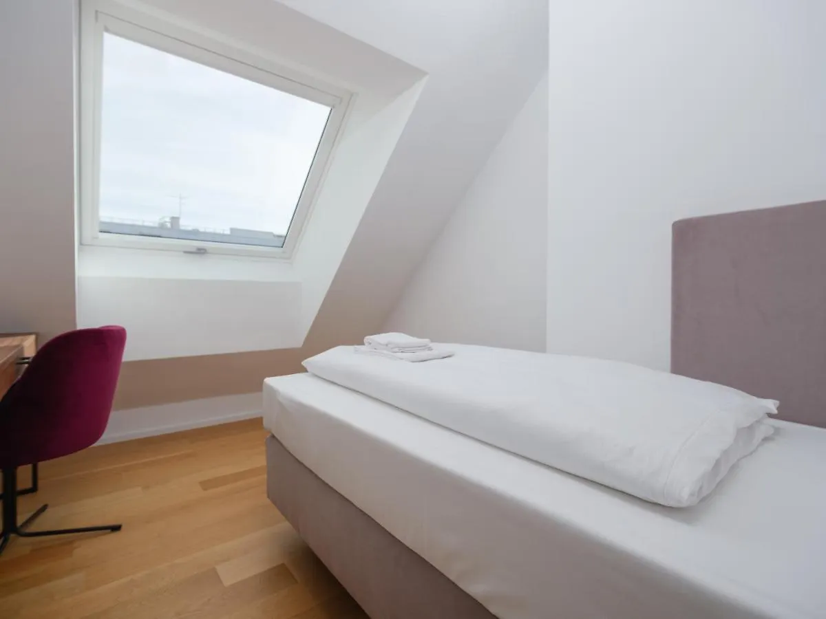 Myfavorit Apartments - Spacious Apartments Next To Puplic Transport U1 Direct Connection To Citycenter Vienna 0*,  Austria
