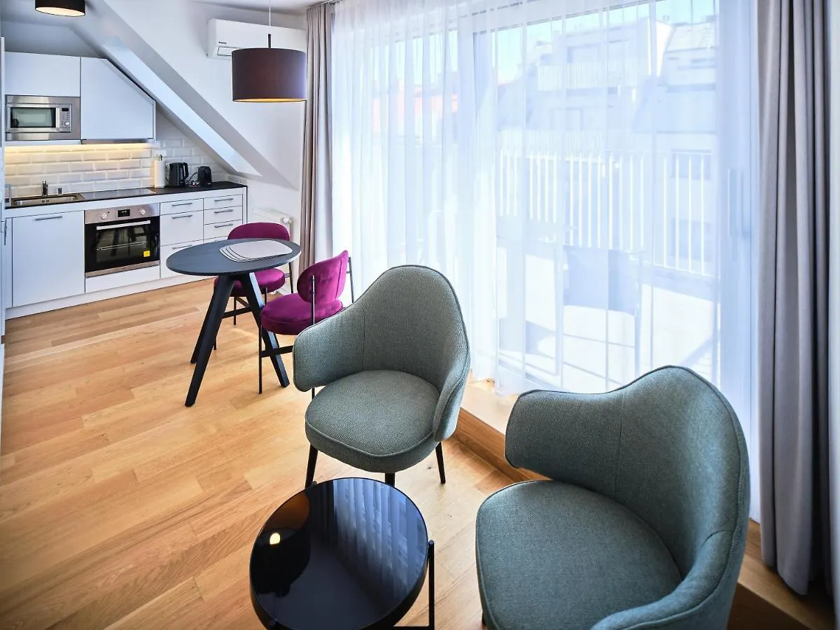 Myfavorit Apartments - Spacious Apartments Next To Puplic Transport U1 Direct Connection To Citycenter Vienna