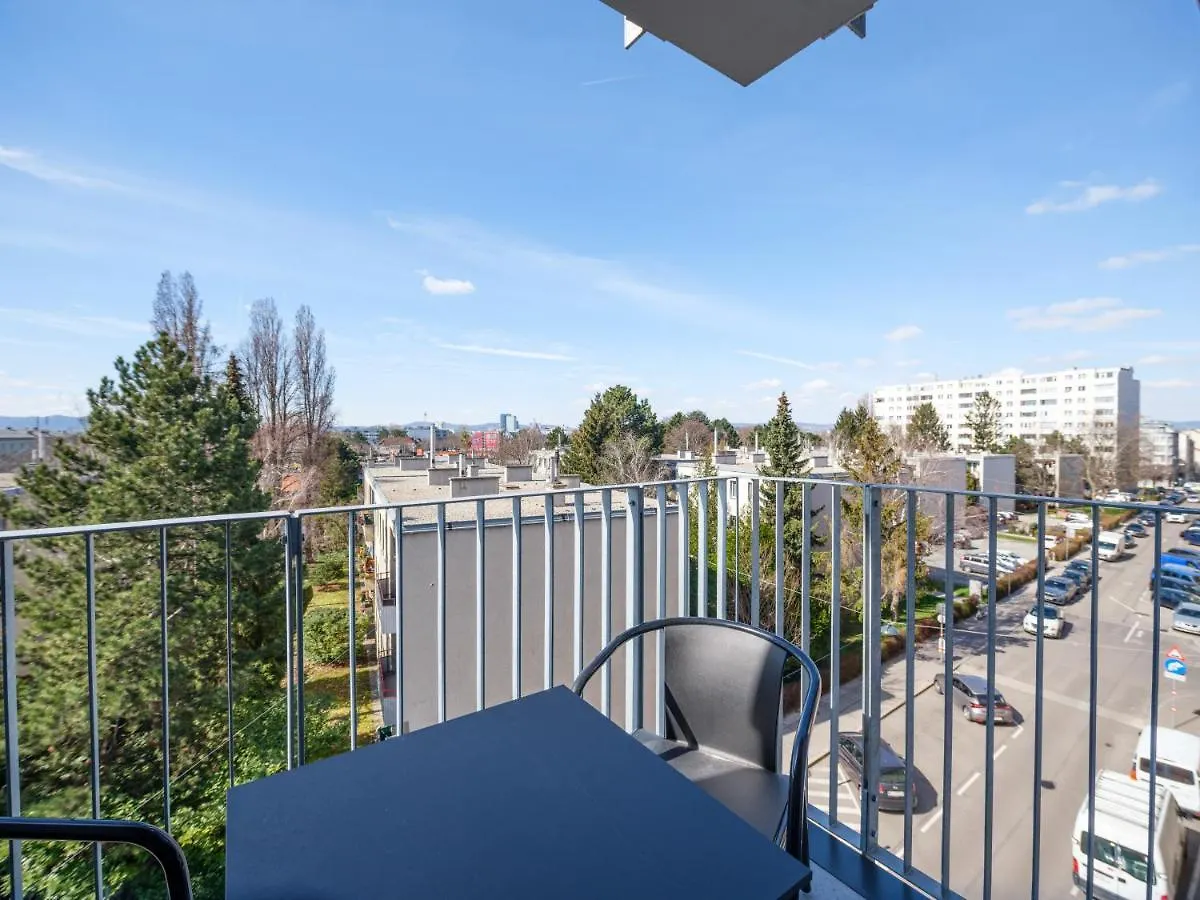 Myfavorit Apartments - Spacious Apartments Next To Puplic Transport U1 Direct Connection To Citycenter Vienna Austria
